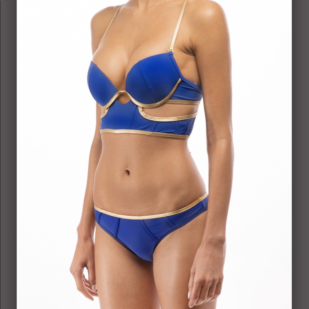 Brand NEW ! Andrea Iyamah Structured Bikini